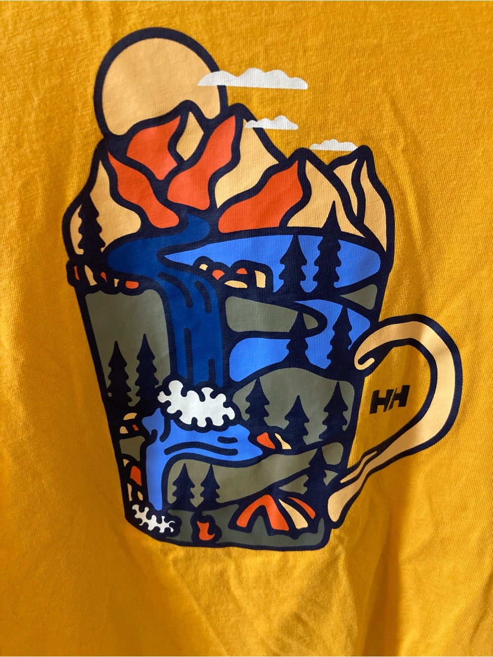 Helly Hansen Organic Cotton Graphic Tee / T-shirt Yellow Mountain Stream XL